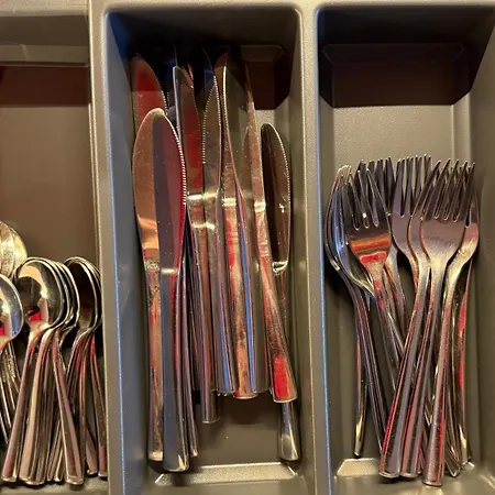 Trendy, Creative&charming Meet Hip&central *