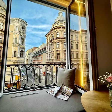 Apartment Trendy, Creative&charming Meet Hip&central